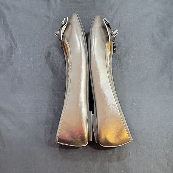 CIRCUS BY SAM EDELMAN WOMEN"S SILVER LOGO CARMEN ROUND TOE SLIP ON FLATS - Picture 10 of 14